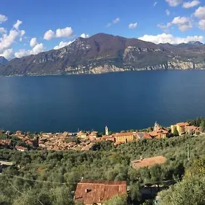 https://appartamento-cadelagnel.hotelinveneto.com